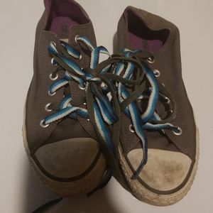 Converse womens size 9 shoes